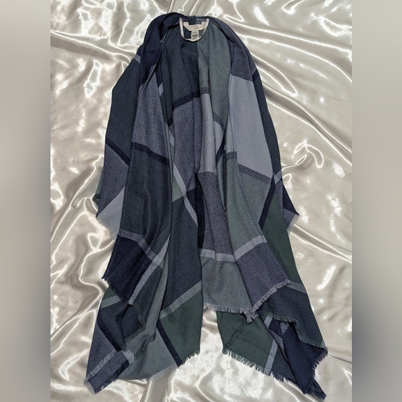 LC Lauren Conrad Women's One Size Tri-Blue Gingham Patchwork Open Cardigan Cape - Picture 2 of 5